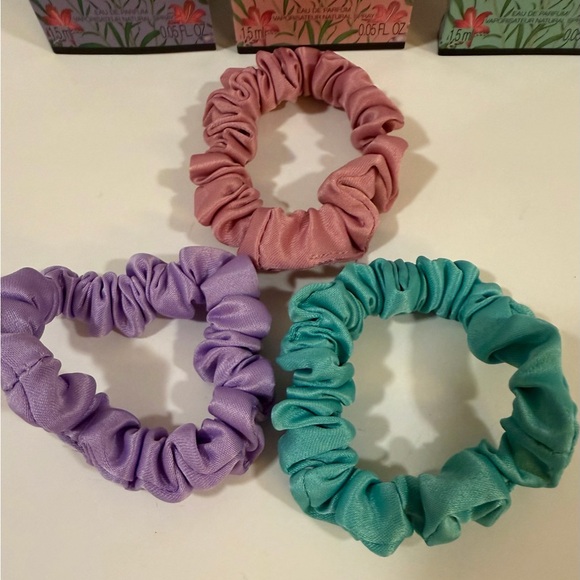 Gucci Flora Bundle 💜🩷💚 NWOT - Picture 3 of 7